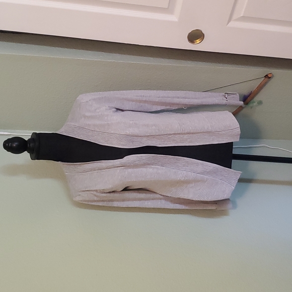 Cardigan - Picture 1 of 4